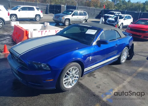 2013 Ford Mustang V6 Premium z USA, uszkodzony, nr VIN 1ZVBP8EM3D5226165